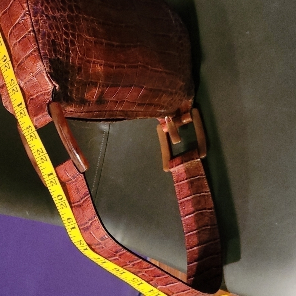 ADRIENNE Vittadini Bag - Picture 11 of 14
